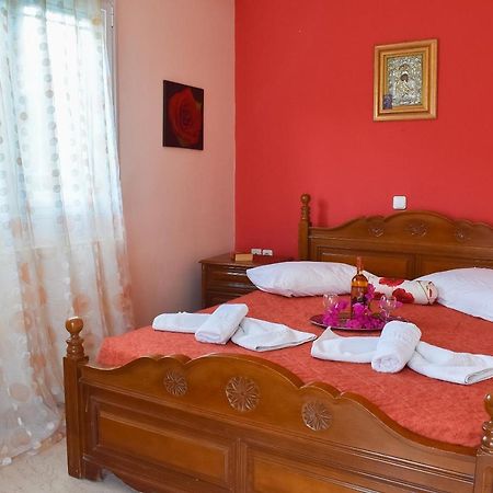 Vicky'S Village Private House Fiolitis Екстер'єр фото