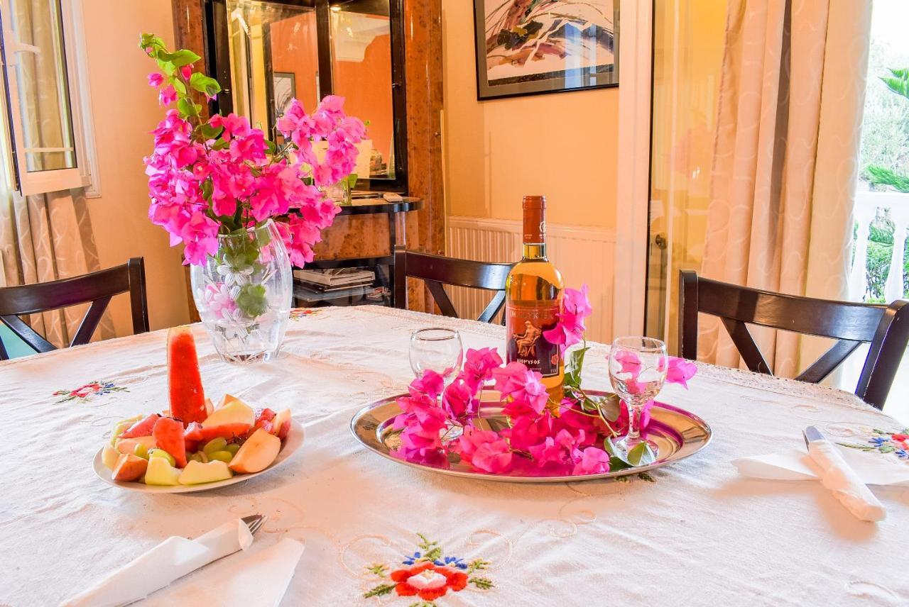 Vicky'S Village Private House Fiolitis Екстер'єр фото