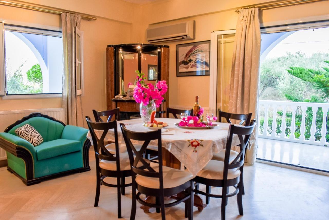 Vicky'S Village Private House Fiolitis Екстер'єр фото