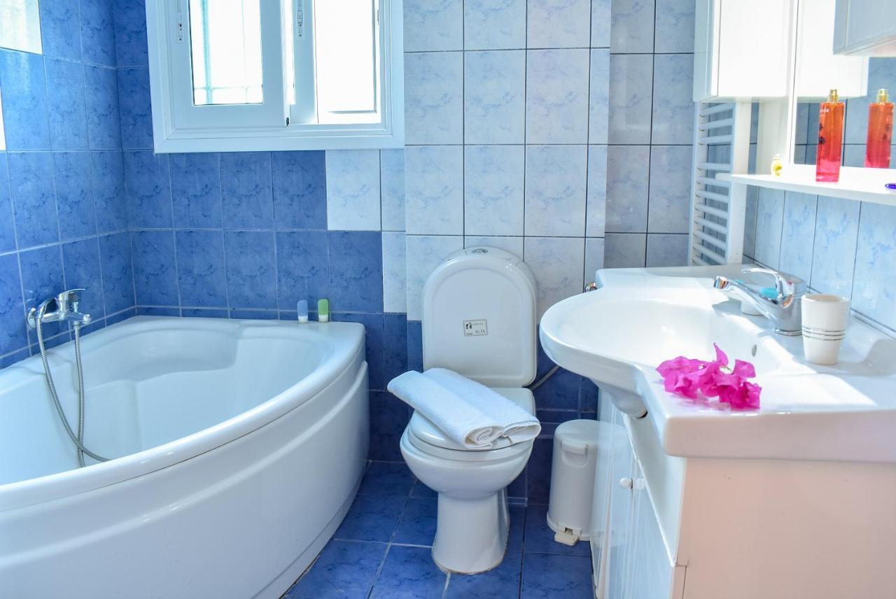 Vicky'S Village Private House Fiolitis Екстер'єр фото