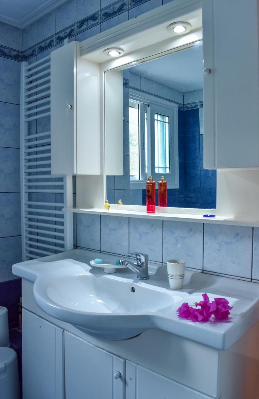 Vicky'S Village Private House Fiolitis Екстер'єр фото